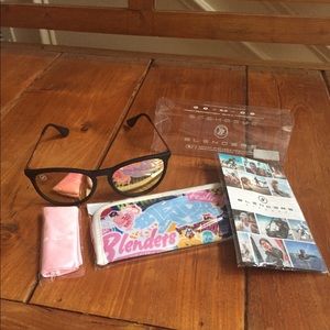 Women’s Blenders Sunglasses